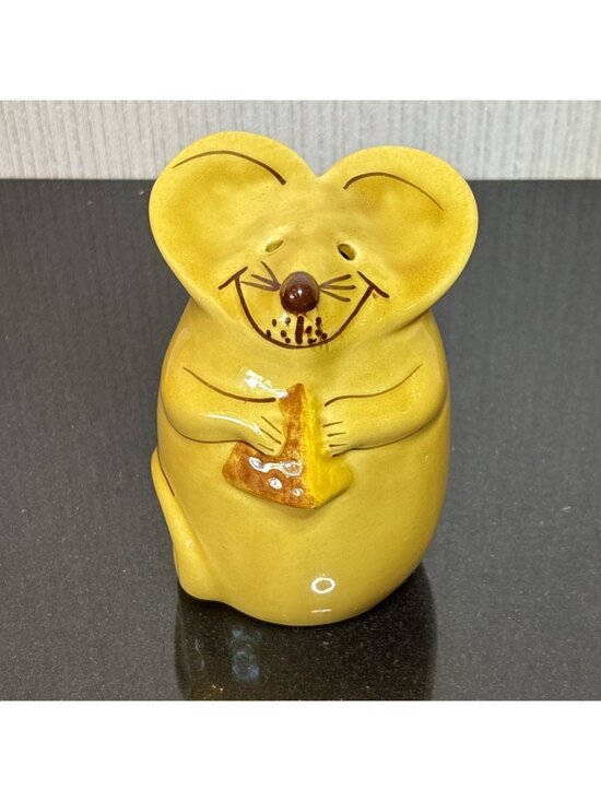 Gustin Other - Vintage Gustin Mouse Parmesan Cheese Shaker Cheese Wedge Yellow Pottery Ceramic
